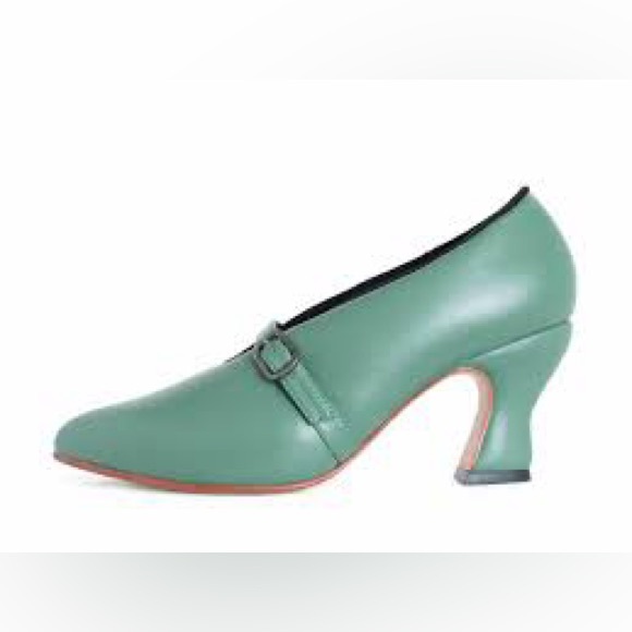 John Fluevog Green Minimalistic Padded Pump Heel 8.5